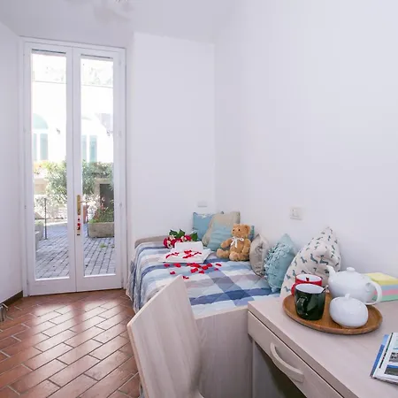 Daire Larius Balcone