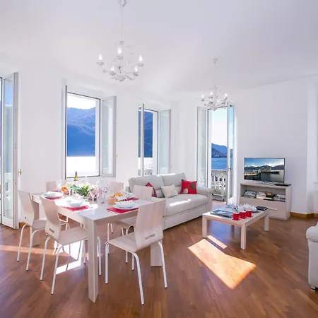 Apartment Larius Balcone