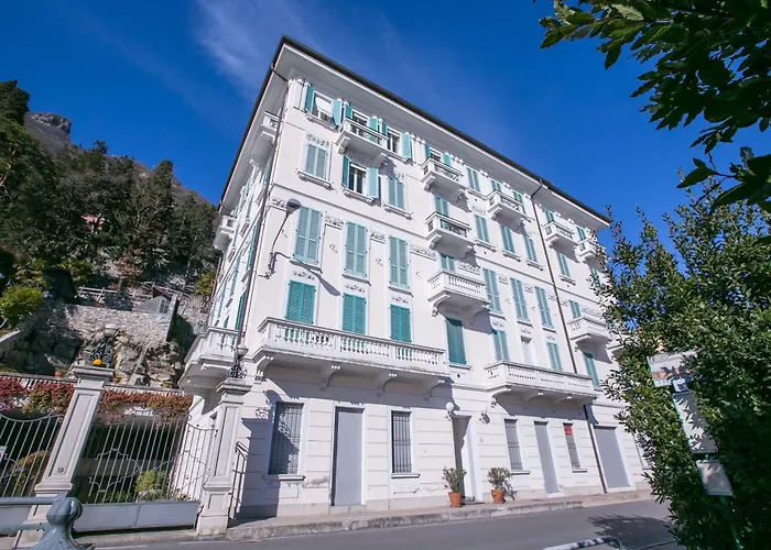 Larius Balcone Carate Urio